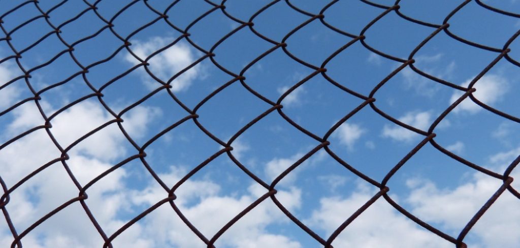 How to Install Chain Link Fence on Uneven Ground