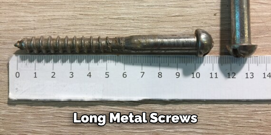  Long Metal Screws 