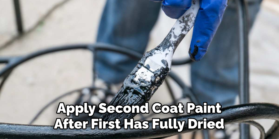 Apply Second Coat Paint After First Has Fully Dried 