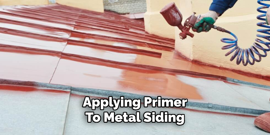 Applying Primer To Metal Siding