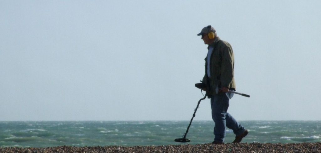 How Do Metal Detectors Detect Gold