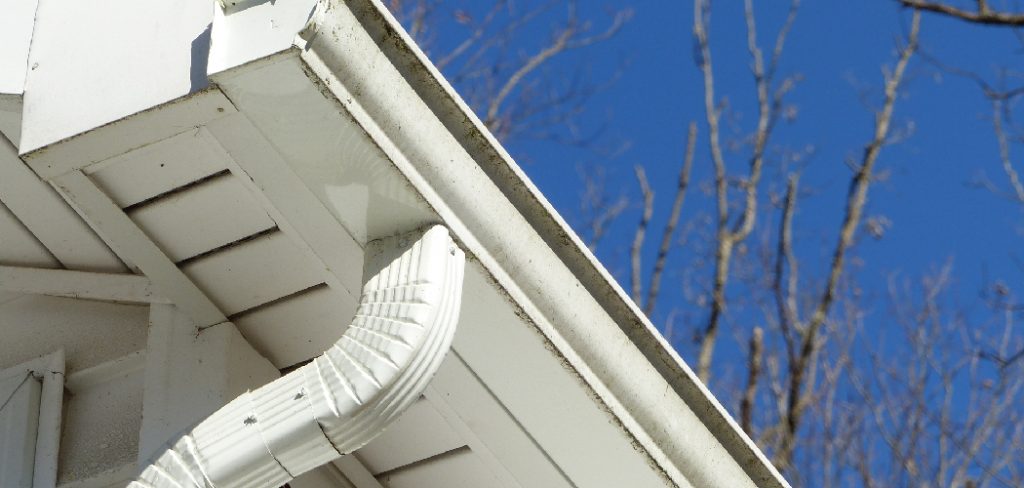 How to Cut Aluminum Downspout
