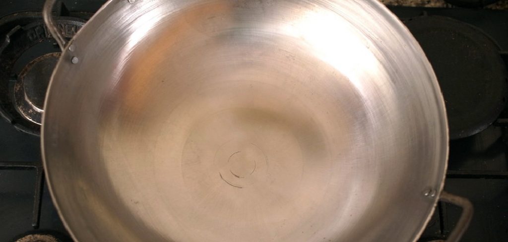 How to Season Aluminum Pan