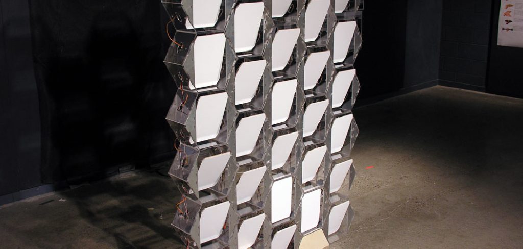How to Cut Aluminum Lighting Panels