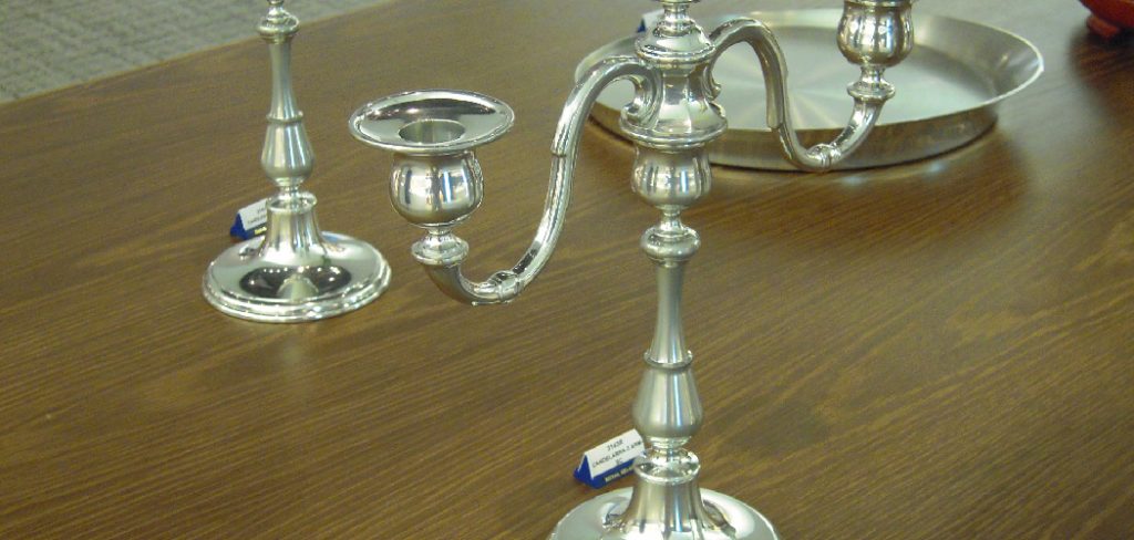 How to Make Candle Holders Using a Tin