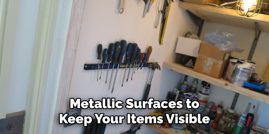 Metallic Surfaces to Keep Your Items Visible