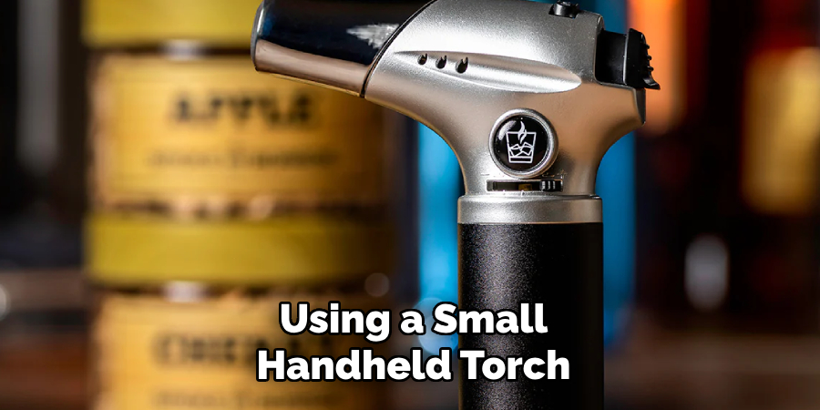 Using a Small Handheld Torch