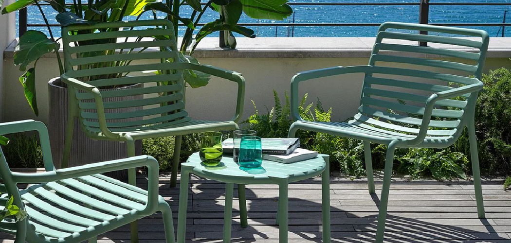 How to Clean Outdoor Metal Furniture