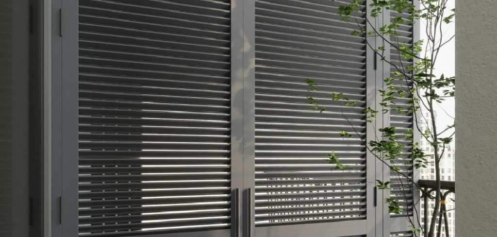 How to Fix a Sagging Aluminum Screen Door