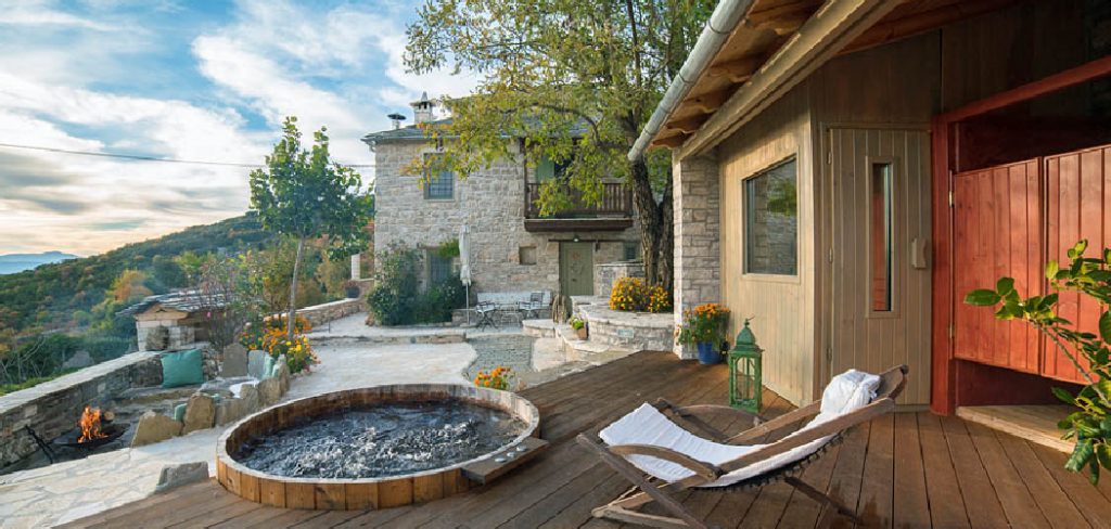 How to Clean a Metal Hot Tub that Has Been Sitting